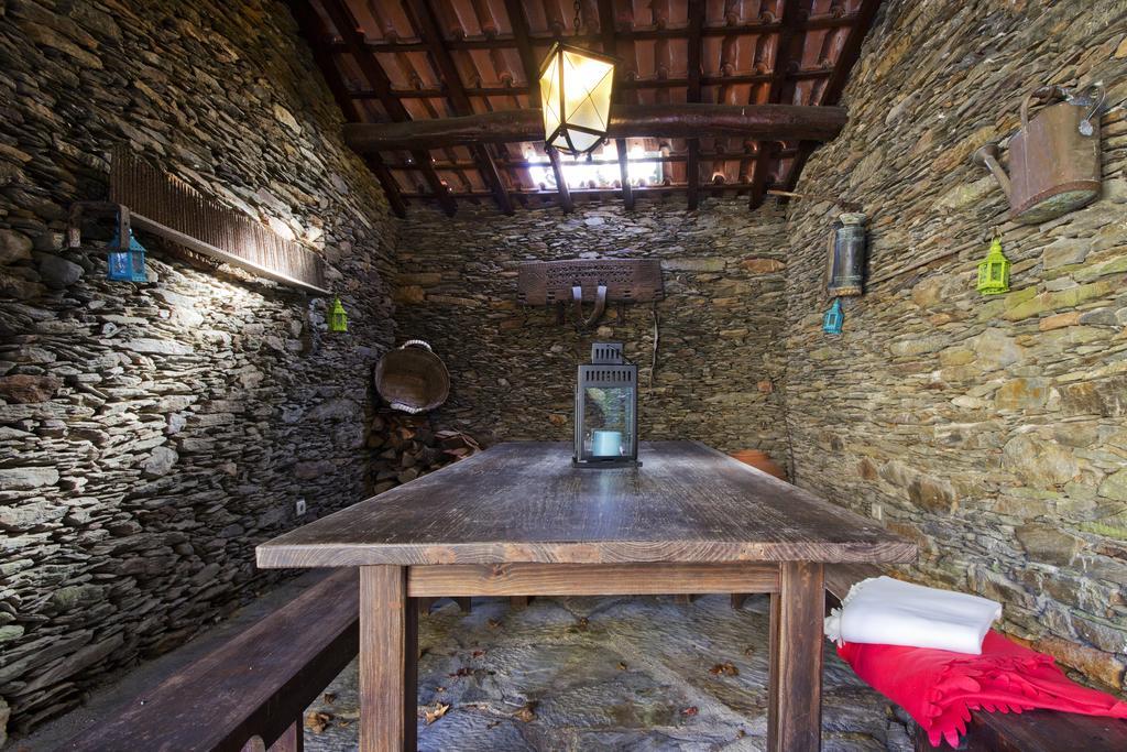 Hostal Quinta De Mouraes - Casa Do Xisto Lever Exterior foto
